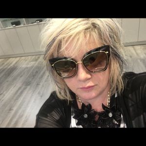 Meet your Posher, Bonnie